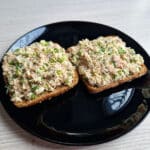 Buns with egg and tuna