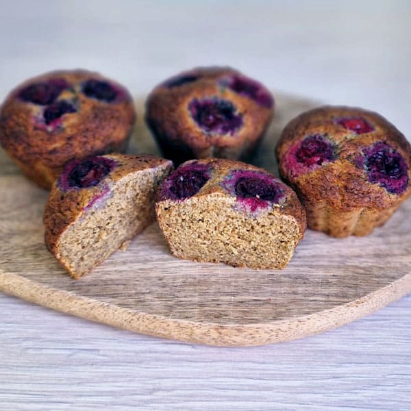 Keksi ar ķiršiem (bez glutēna, bez olām) 1 Gluten-free, egg-free cherry muffins