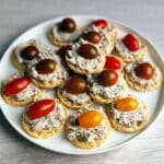 Tuncis ar Ricottu un marinētu gurķi smēriņš