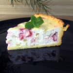 Zemeņu un rabarberu un tarte
